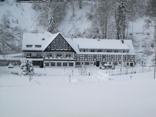 Tommes Gästehaus Zur Mühle - שמאלנברג - בניין
