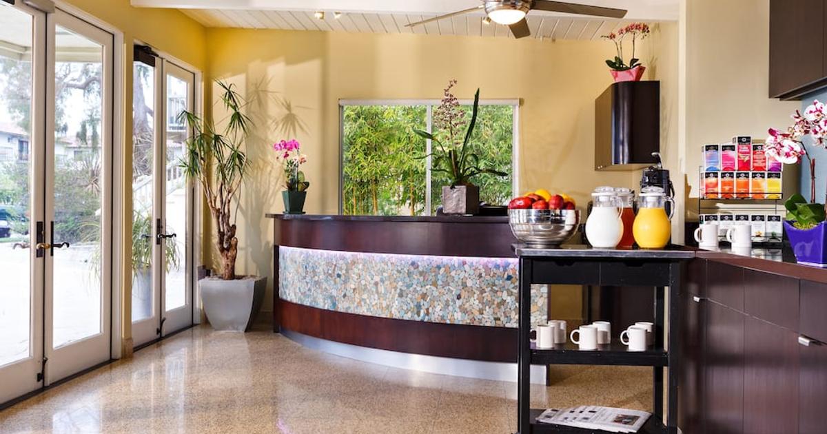 Inn at East Beach from $121. Santa Barbara Hotel Deals & Reviews - KAYAK