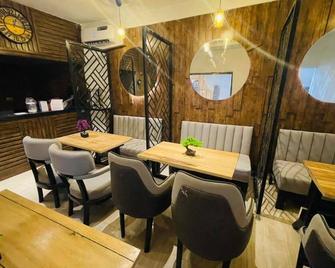 Hotel Marmaris oweri - Owerri - Restaurante