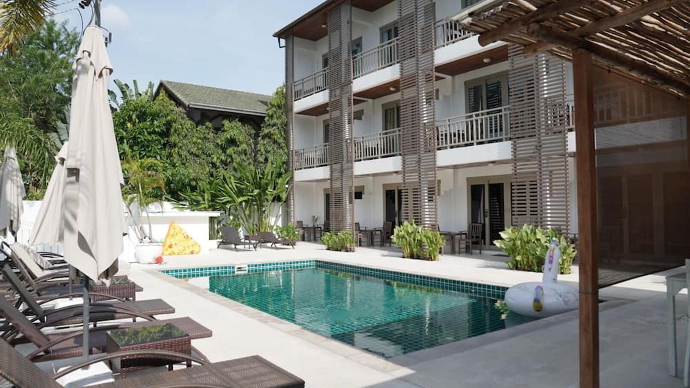 Ampha Place Hotel