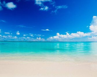 Ideal Grace Bay Location in a Beachfront resort. Build Sandcastles or just Chill - Grace Bay - Strand