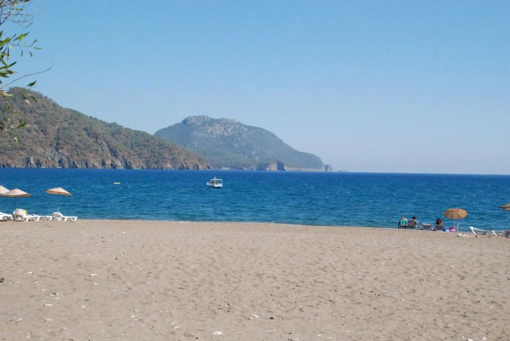 Arikanda River Garden Hotel