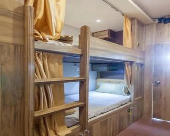 New Abza Dormitory - Mumbai - Schlafzimmer