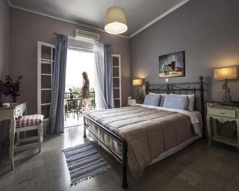 Vassilis Guest House - Parga - Bedroom