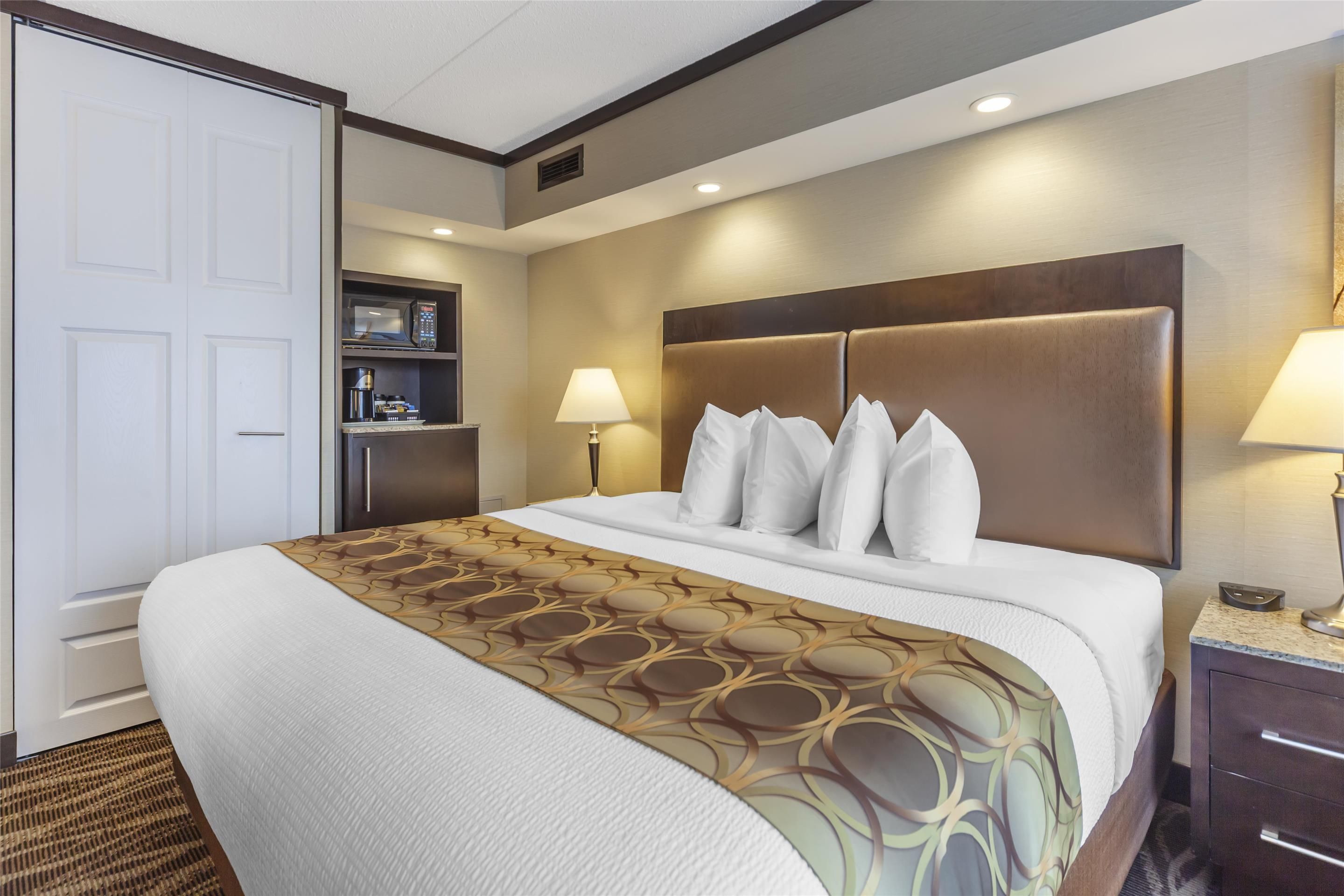 Best Western Wayside Inn - Wetaskiwin - Ložnice