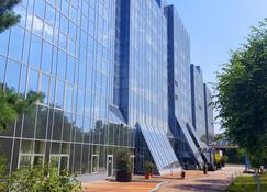 Best Western Plus Plaza Hotel Darmstadt - Darmstadt - Building