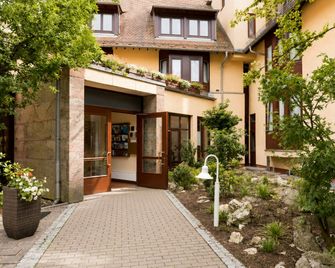 Sunday Hotel Nürnberg - Nuremberg - Building
