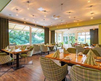 Waldhotel Eskeshof - Wuppertal - Restaurace