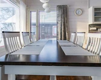 Holiday Home Äyskäri b by Interhome - Tervo - Comedor