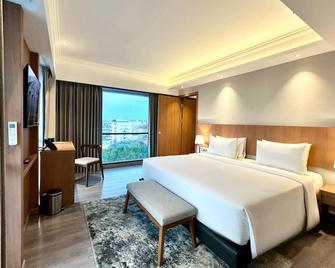 The Malioboro Hotel And Conference Yogyakarta - Yogyakarta - Habitación