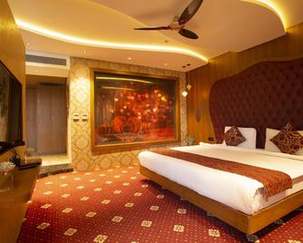 Skyline Resort & Convention Center - Indore - Habitación