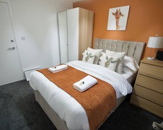 Gf Apartment Sleeps5 Near Coventry City - Coventry - Bedroom