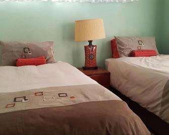 Ms Self-Catering - Pietermaritzburg - Bedroom