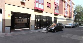 Green City Apartment - Piscina And Parking - Madrid