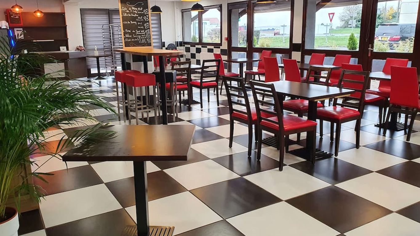 Kyriad Montluçon - Saint Victor