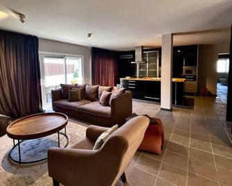 Luxury Villa Callao private heated pool Free Car except Christmas - Callao Salvaje - Wohnzimmer