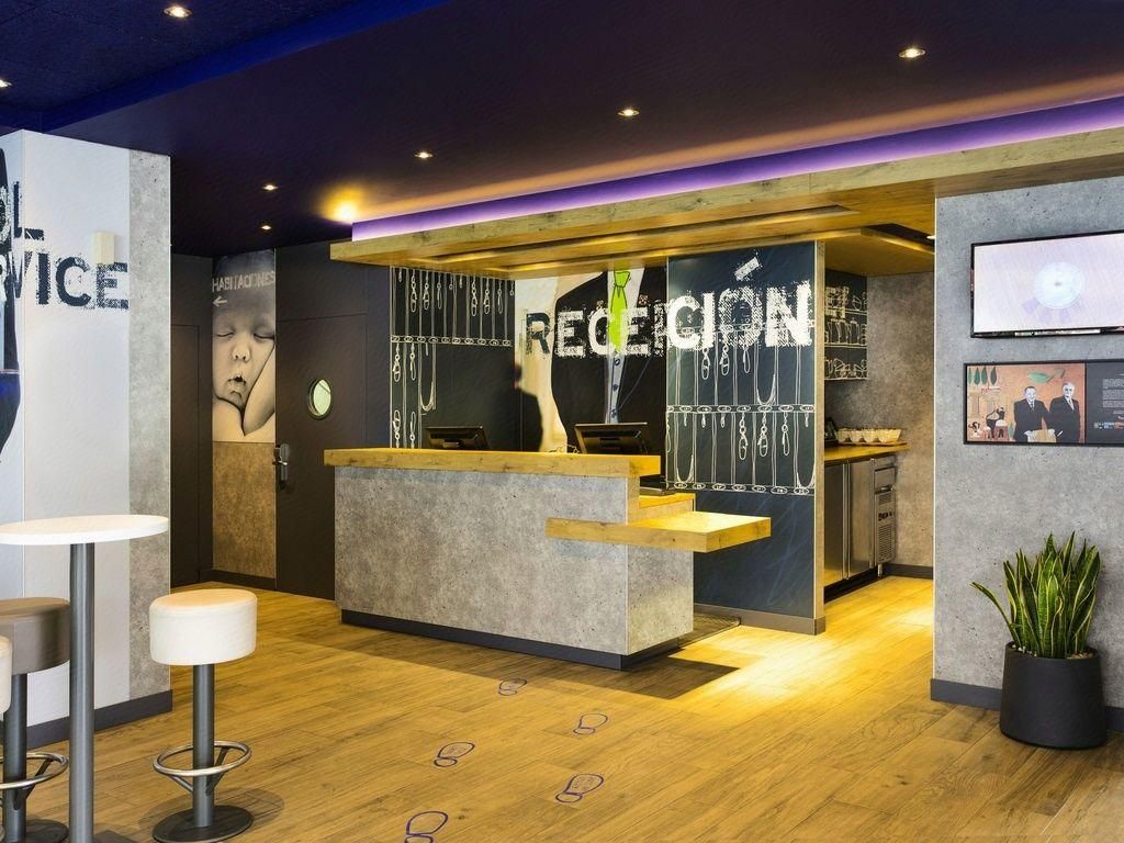 B&b Hotel Zaragoza Plaza Mozart - זראגוזה - דלפק קבלה