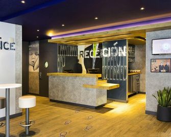 B&b Hotel Zaragoza Plaza Mozart - Saragozza - Reception