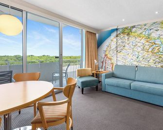 Pan American Oceanfront Hotel - ווילווד קרסט