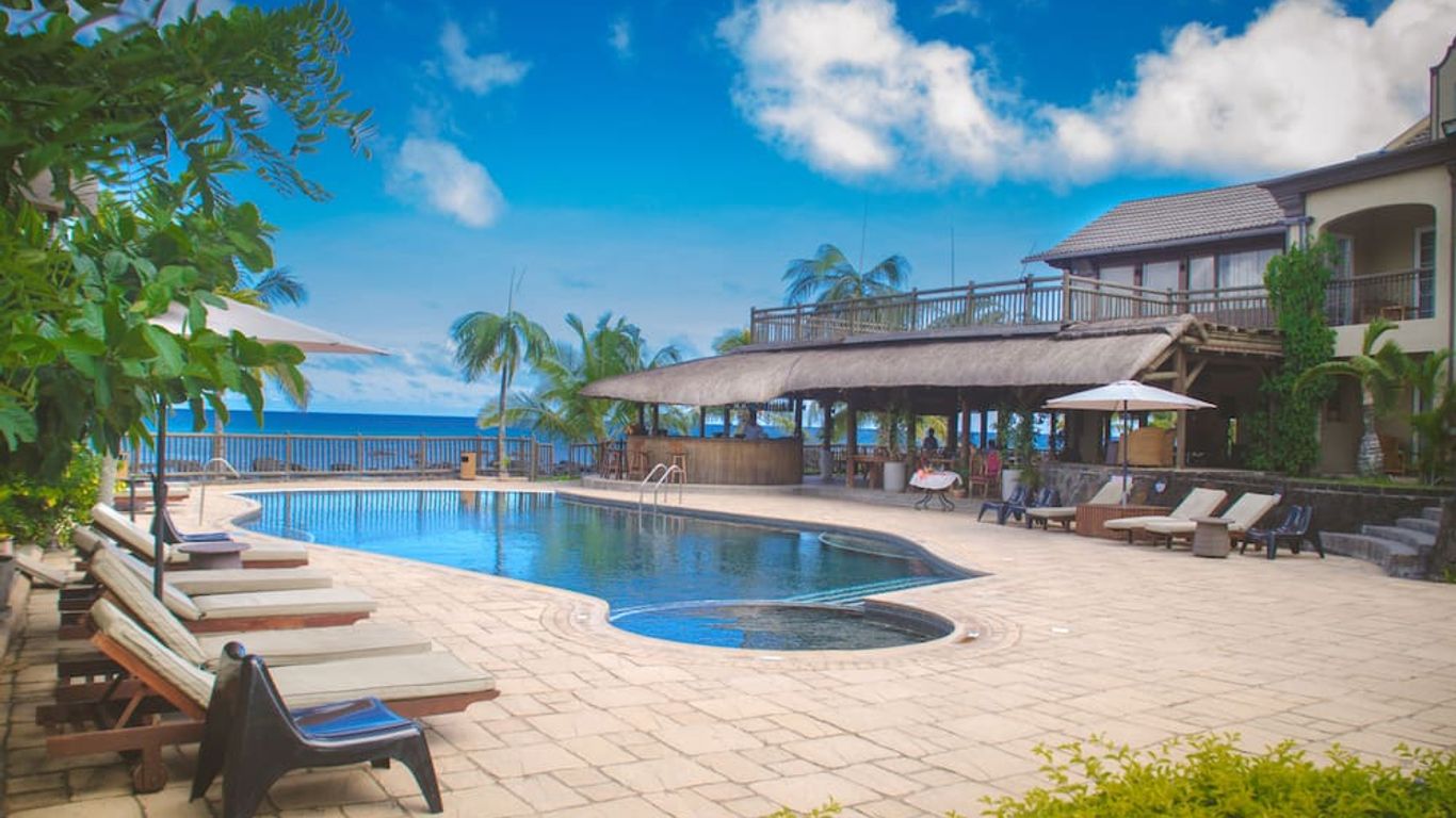 Sunset Reef Resort & Spa