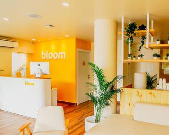 Bloom Hotel - Worli South Mumbai - Mumbai - Recepció