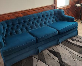 Atv Trail Enthusiasts! - Shamokin - Living room