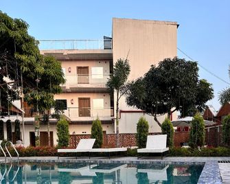 Paradise Garden Dhanbad - Dhanbād - Pool