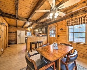 All-Season Sanctuary Steps to Moosehead Lake - Greenville - Dining room