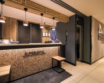 Super Hotel Kofu Showa Inter - Showa - Front desk