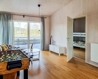 Lovely Home In Åsensbruk With Kitchen - Åsensbruk - Sala de estar