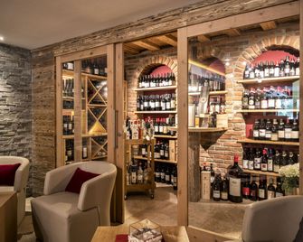 Passo Sella Dolomiti Mountain Resort - Selva di Val Gardena - Bar