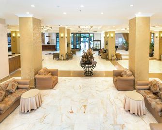 Ani Plaza Hotel - Erevã - Hall