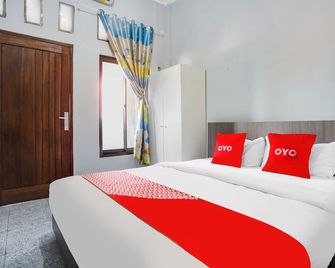 Hotel O Teluk Betung Near Taman Dipangga Formerly Z Hotel - Bandar Lampung - Soveværelse