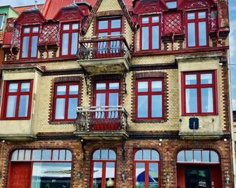 Okens Bed & Breakfast - Varberg - Budova