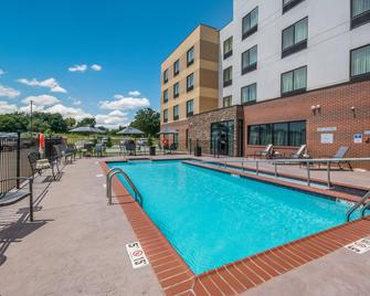 Fairfield Inn & Suites by Marriott Chickasha - Chickasha - Басейн