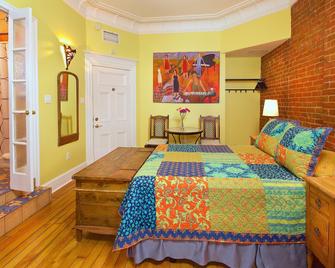 Auberge Les Bons Matins - Montreal - Bedroom