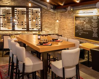 von Stackelberg Hotel Tallinn - טאלין - מסעדה