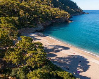 Chakra Beach Kabak - Uzunyurt - Playa