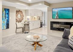 Garden Apartment - Decor Upgrades - Capitol Hill - Denver - Living room