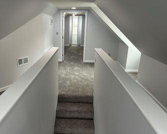 Month to Month Cottage Rental Located Near Lancaster 33 by-Pass & Fmc Hospital. - Lancaster - Chodba