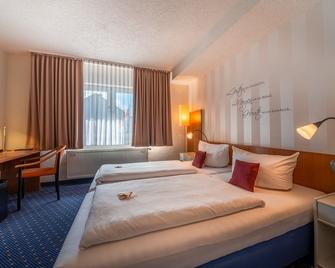 Parkhotel Obertshausen - Obertshausen - Slaapkamer