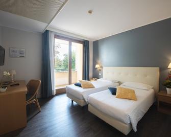 Hotel Ristorante Primavera - Godega di Sant'Urbano - Bedroom