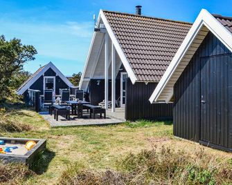 Holiday Home Nymandsbjerg Hvide Sande X - Hvide Sande - Patio