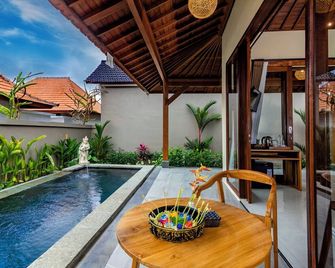 Umayonk Villa Ubud - Tampaksiring - Svømmebasseng