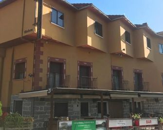 Hotel Rural El Alberche - Burgohondo - Edificio