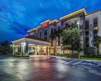 Hampton Inn & Suites Fort Myers-Estero/Fgcu - Estero - Edificio