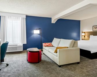 Spark by Hilton Wytheville East Main Street - Wytheville - Bedroom