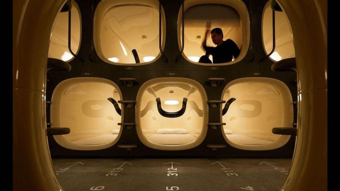 9h 나인 아워스 스이도바시