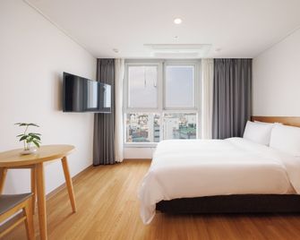 Kenny Stay Busan Gijang - Hotel Kenny - Busan - Schlafzimmer