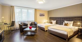 Villa Westend Hotel an der Messe GmbH - Frankfurt am Main - Bedroom
